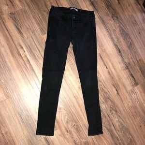 Black Skinny Jeans!